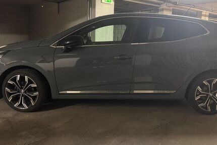 Renault Clio 38.000 km 14.800 &euro; Kempen 47906