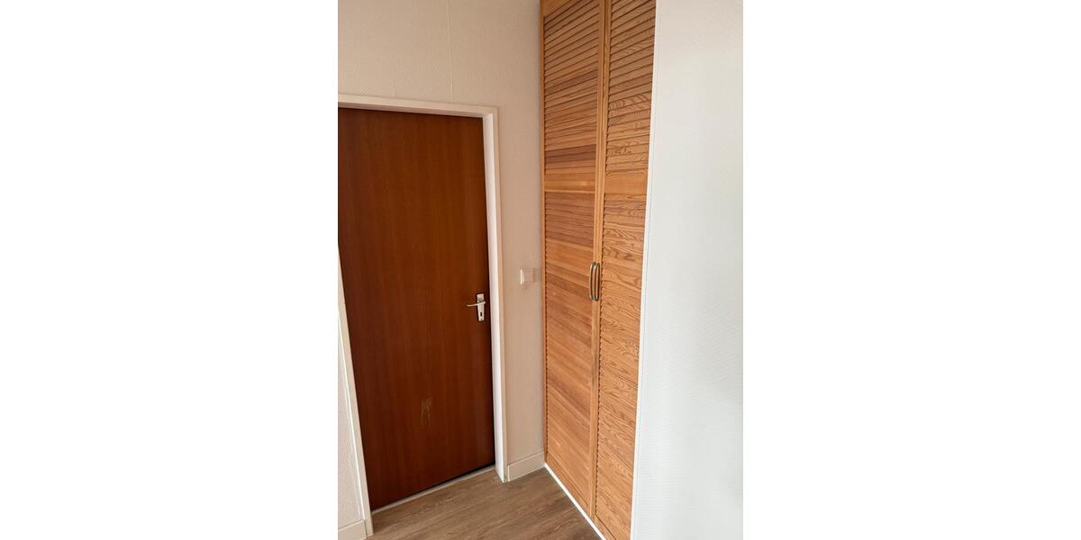 Etagenwohnung Leichlingen (Rheinland) - 2 Zimmer, 61 m&sup2;, 380&euro; | Angebot:25907532