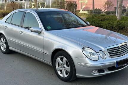 Mercedes-Benz E 320 309.000 km 4.490 &euro; Neuss 41460
