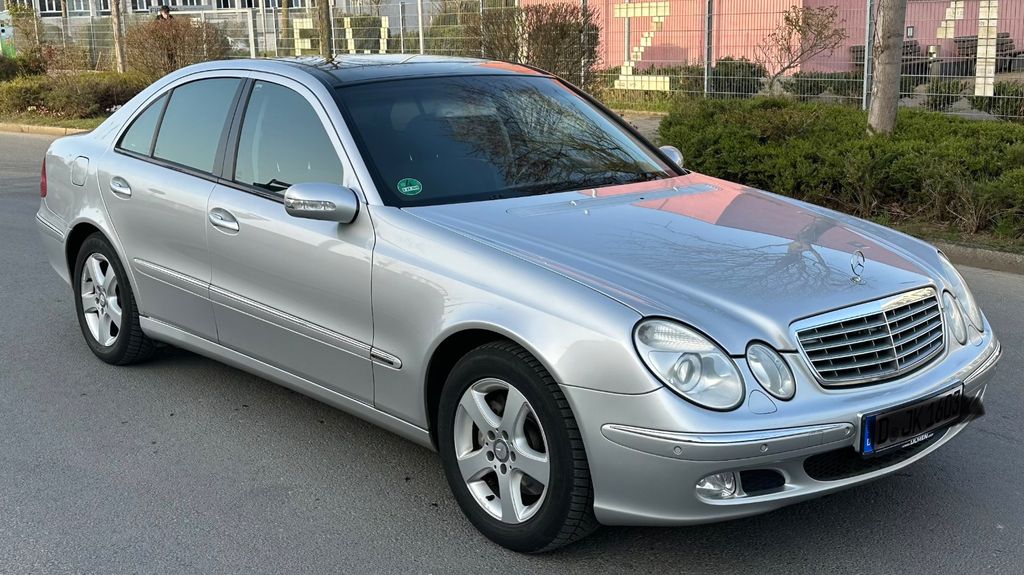Mercedes-Benz E 320 309.000 km 4.490 &euro; Neuss 41460