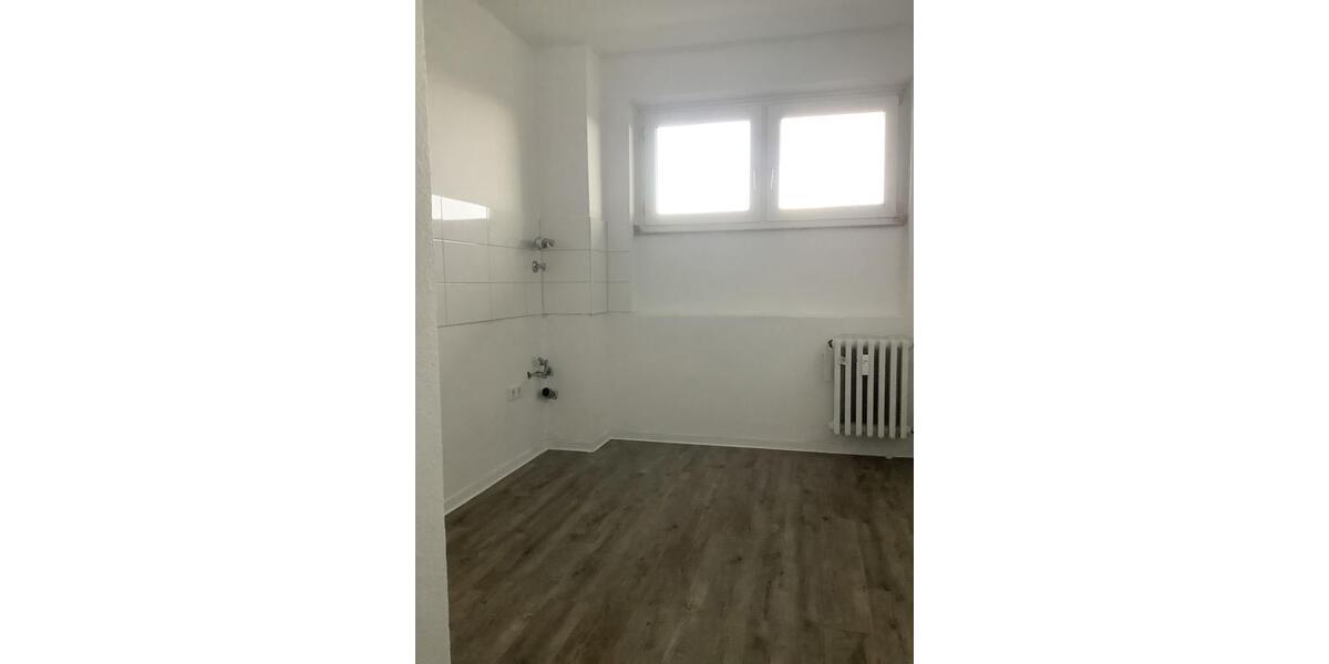 Etagenwohnung Krefeld Cracau - 2 Zimmer, 56 m&sup2;, 493&euro; | Angebot:25386647