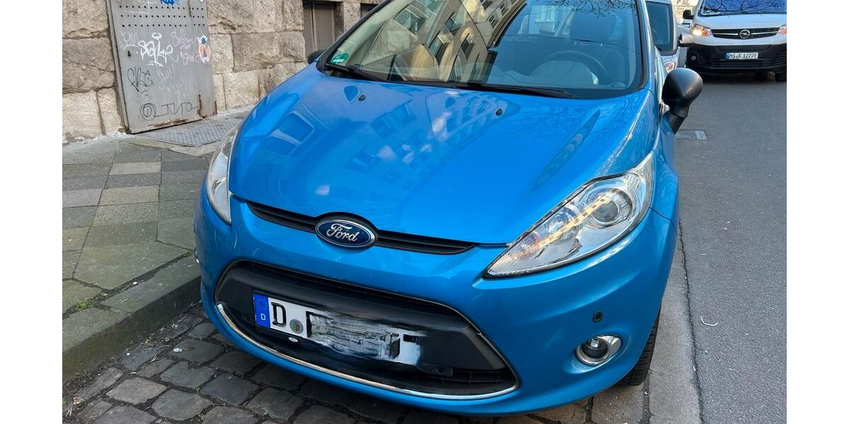 Ford Fiesta 71.000 km 3.850 &euro; Düsseldorf 40237