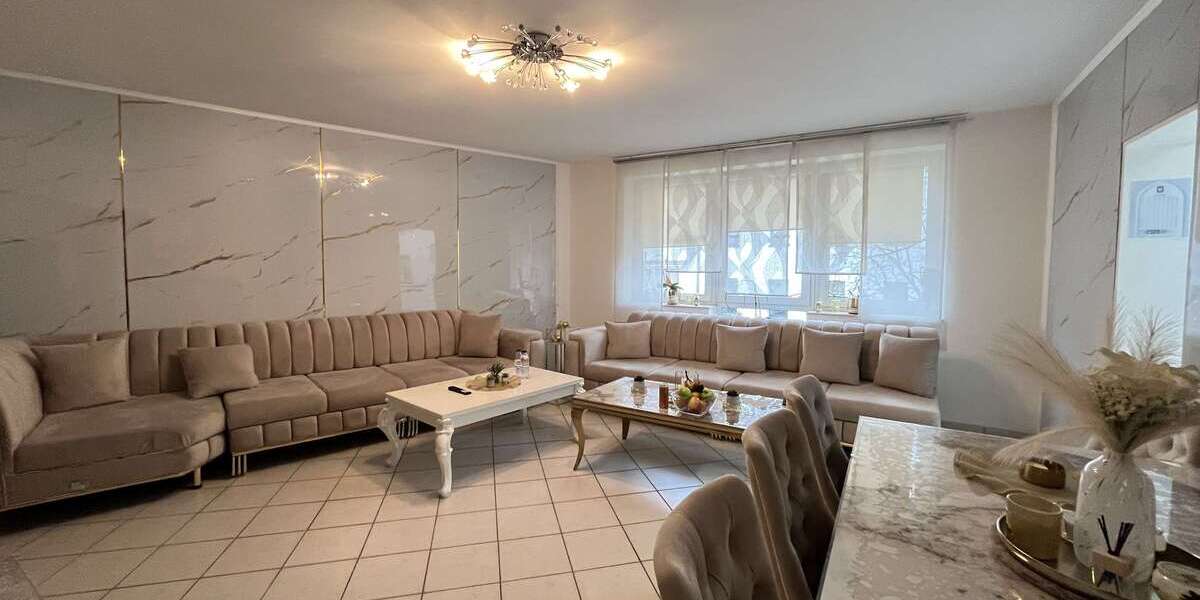 Etagenwohnung Düsseldorf Oberbilk - 4 Zimmer, 95 m&sup2;, 289.000&euro; | Angebot:27716818