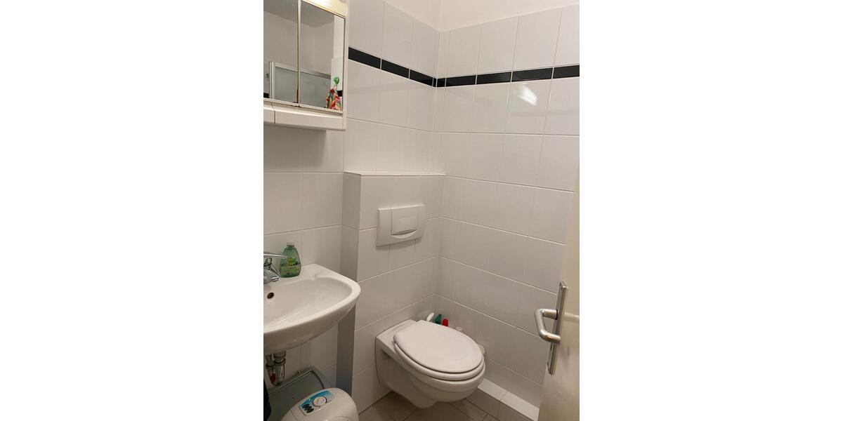 Dachgeschoßwohnung Düsseldorf Stadtbezirk 6 - 2 Zimmer, 40 m&sup2;, 540&euro; | Angebot:26014780