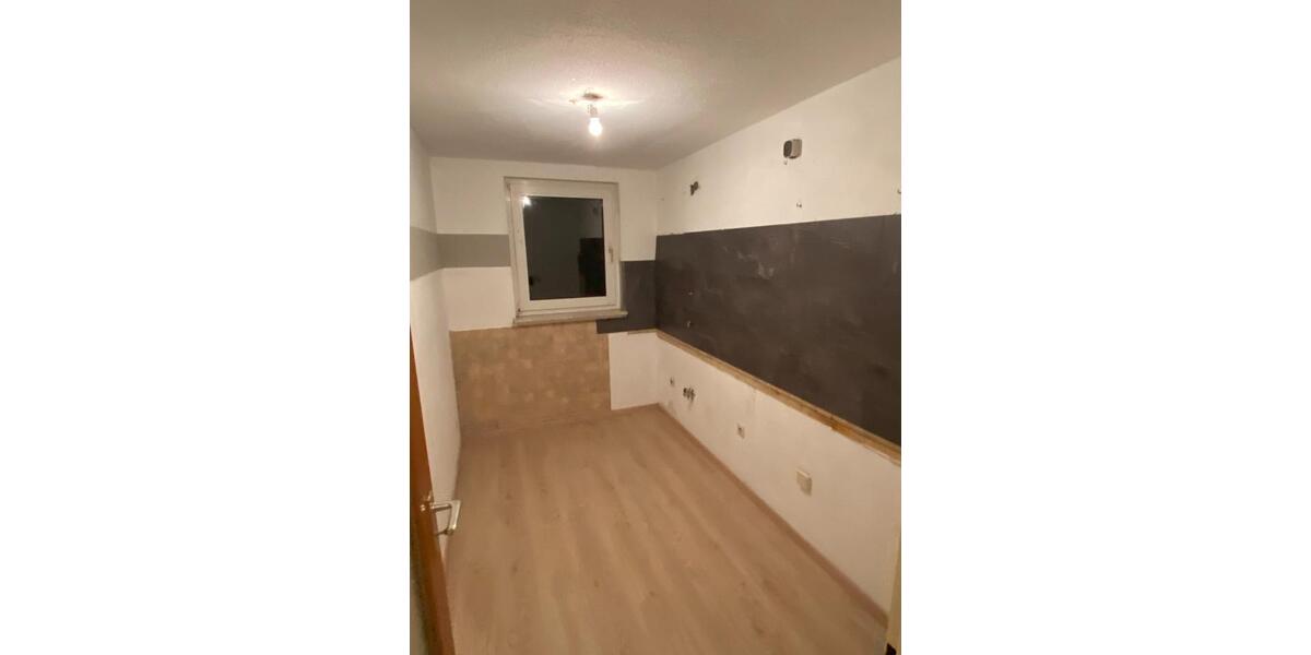 Etagenwohnung Duisburg Hamborn - 2 Zimmer, 60 m&sup2;, 340&euro; | Angebot:25831642