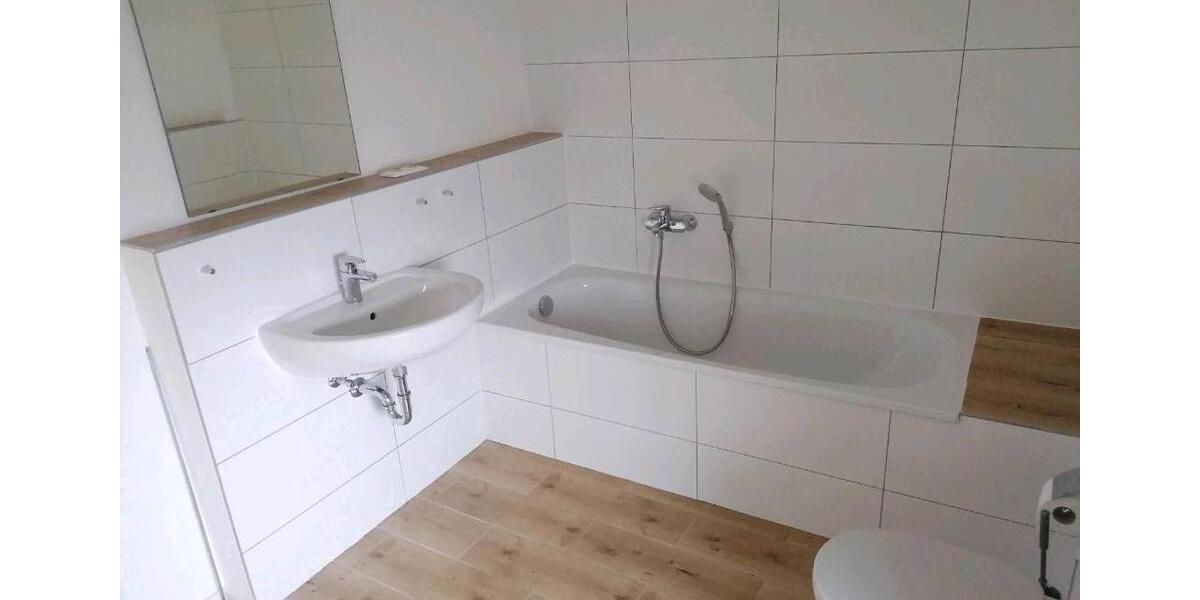 Doppelhaushälfte Mönchengladbach West - 3 Zimmer, 110 m&sup2;, 1.150&euro; | Angebot:26419253