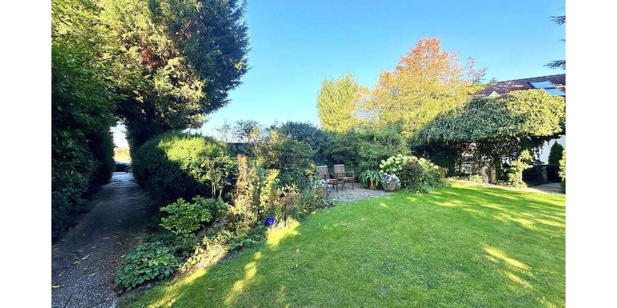 Etagenwohnung Düsseldorf / Himmelgeist Himmelgeist - 5 Zimmer, 190 m&sup2;, 820.000&euro; | Angebot:25689217