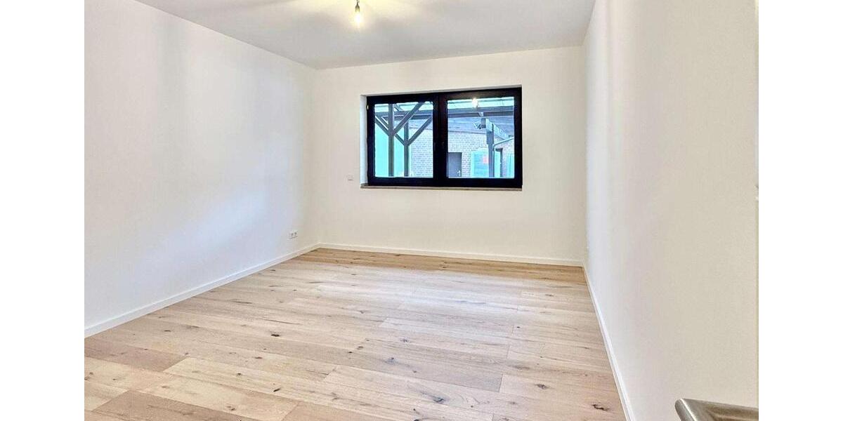 Erdgeschoßwohnung Düsseldorf Stadtbezirk 9 - 4 Zimmer, 168 m&sup2;, 2.500&euro; | Angebot:25812496