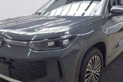 VW Tayron 25.120 km 35.780 &euro; Duisburg 47178