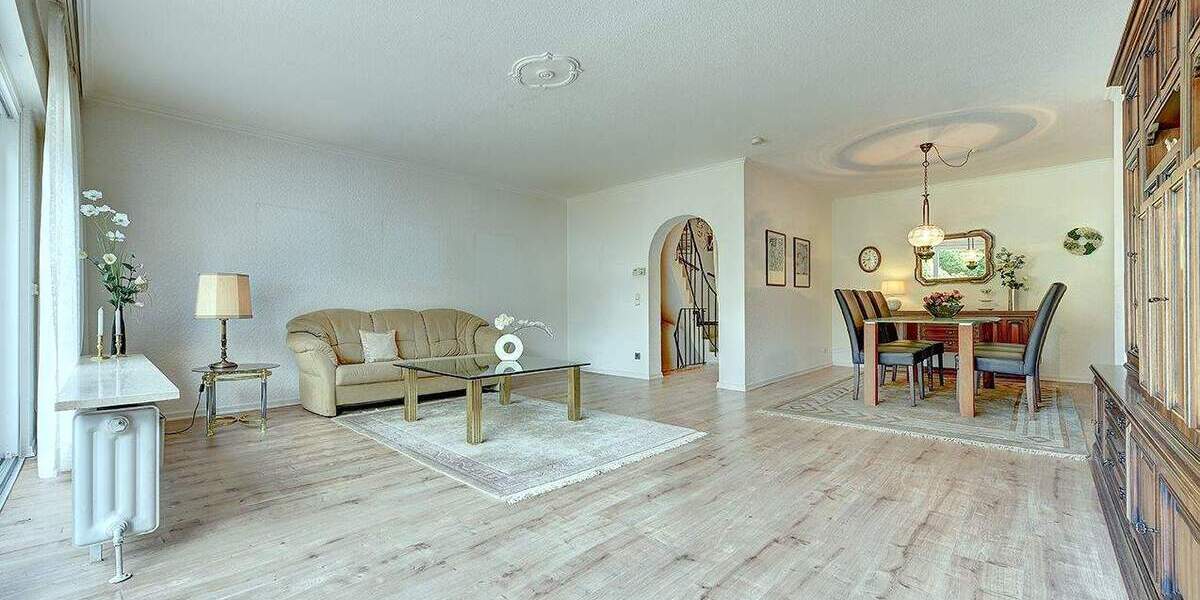 Reihenmittelhaus Düsseldorf Hubbelrath - 5 Zimmer, 124 m&sup2;, 595.000&euro; | Angebot:25744332