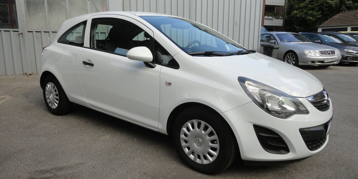 Opel Corsa Selection Klima Kette+TÜV neu S.heft 179.000 km 3.700 &euro; Neuss 41462