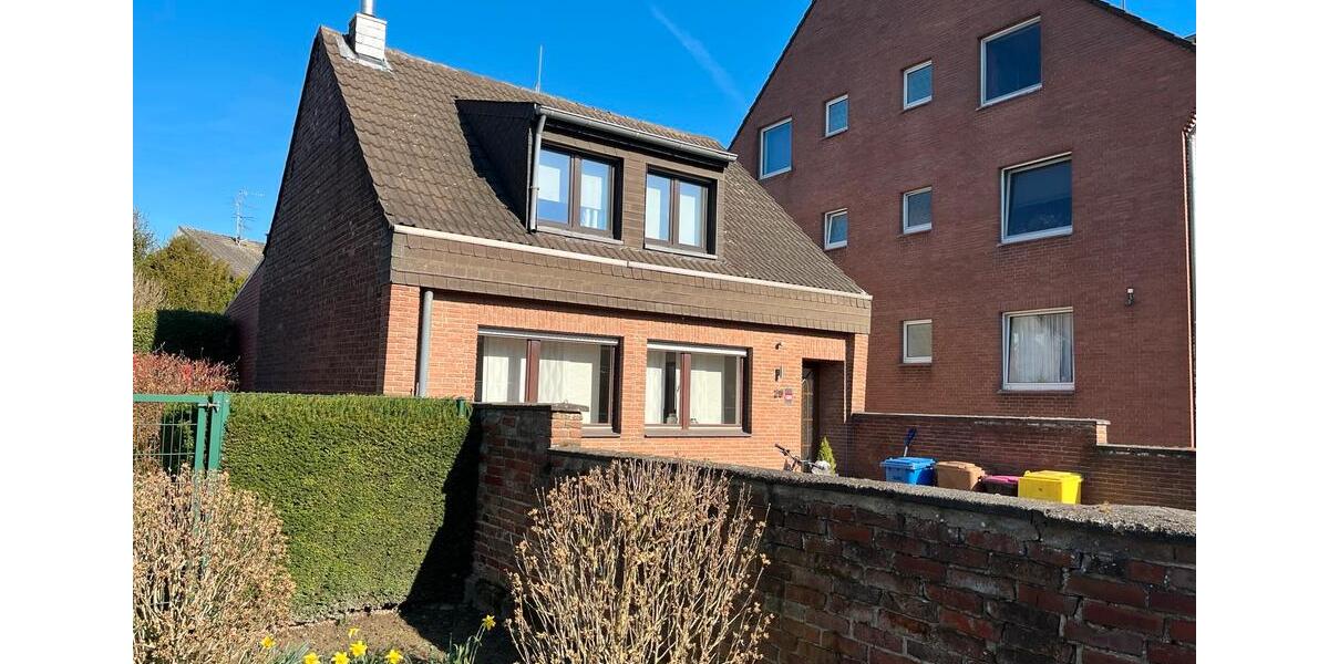 Einfamilienhaus Neuss Holzheim - 4 Zimmer, 114 m&sup2;, 380.000&euro; | Angebot:25976047