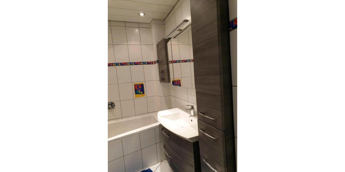 Erdgeschoßwohnung Duisburg Baerl - 3 Zimmer, 1.350&euro; | Angebot:23383125