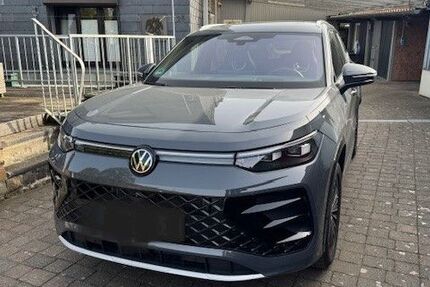 VW Tayron 11.300 km 50.649 &euro; Korschenbroich 41352