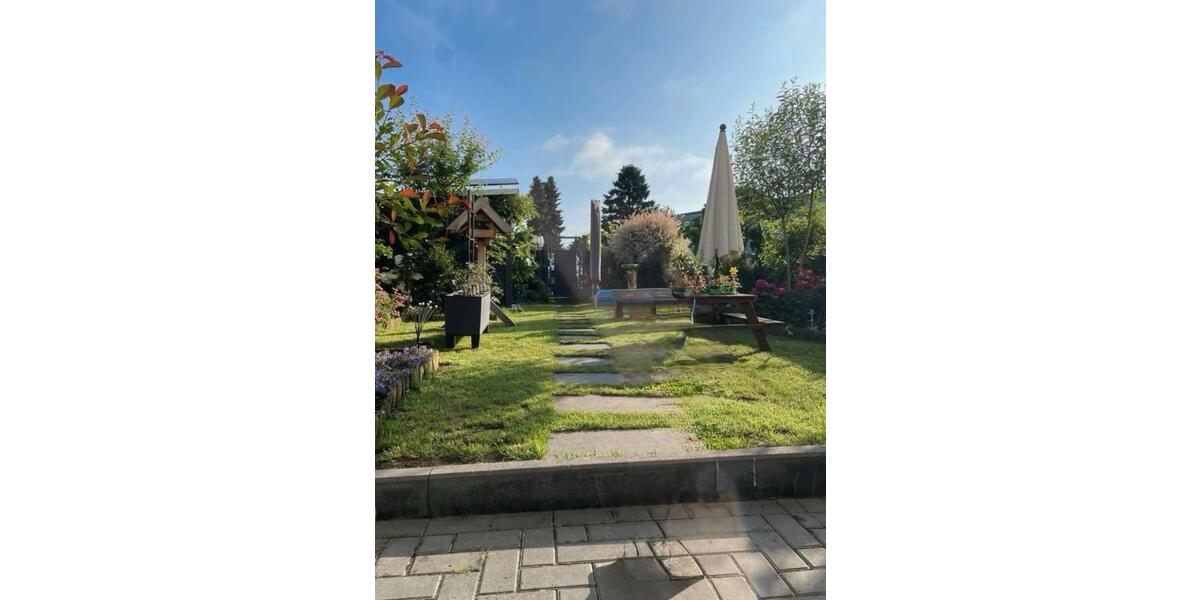 Reihenhaus Grevenbroich - 4 Zimmer, 133 m&sup2;, 1.980&euro; | Angebot:24829517