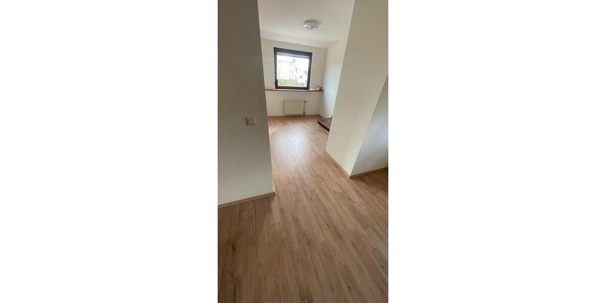 Maisonettenwohnung Krefeld Hülser Berg - 5 Zimmer, 105 m&sup2;, 1.180&euro; | Angebot:25947682