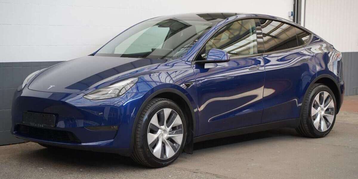 Tesla Model Y 119.698 km 27.250 &euro; Mönchengladbach 41236