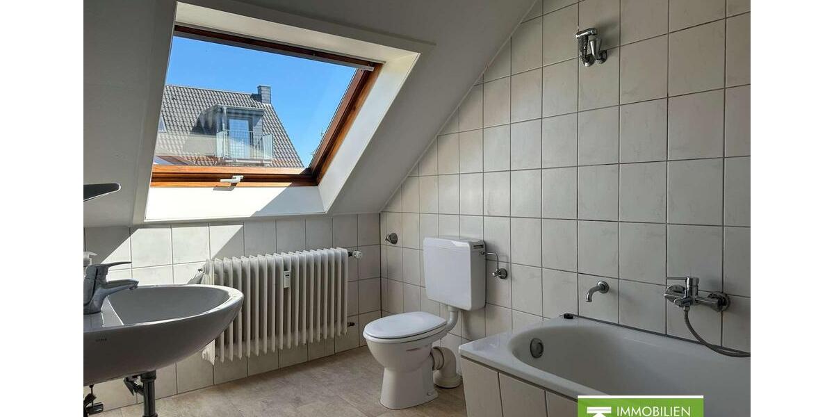 Dachgeschoßwohnung Velbert - 3 Zimmer, 77 m&sup2;, 615&euro; | Angebot:26676315