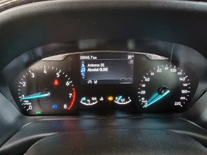 Ford Puma Titanium Parkass. Winterräder AHK uvm 29.044 km 15.940 &euro; HAAN 42781