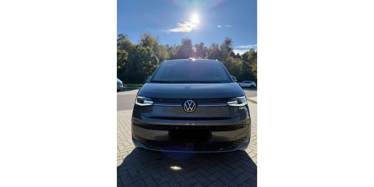 VW T7 Multivan 9.500 km 53.000 &euro; Meerbusch 40668