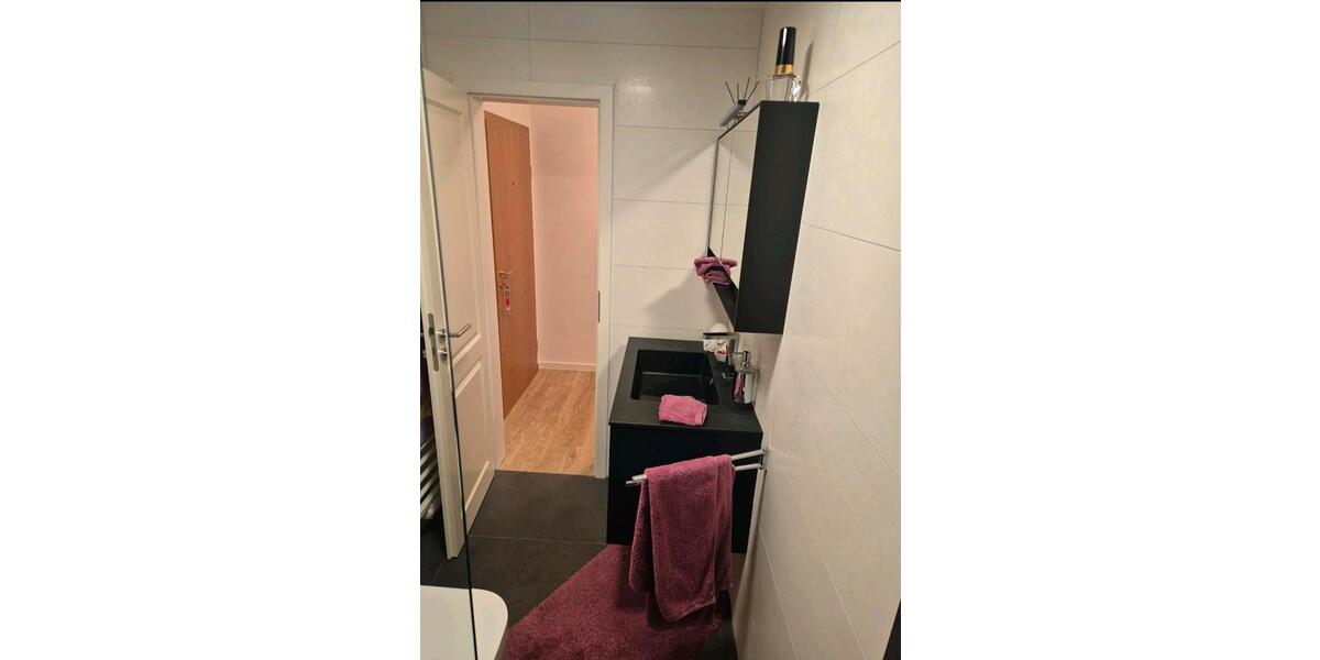 Etagenwohnung Oberhausen - 2.5 Zimmer, 57 m&sup2;, 1.500&euro; | Angebot:25936415