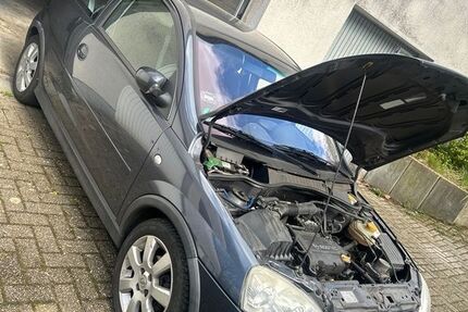 Opel Corsa 198.320 km 900 &euro; Duisburg 47178