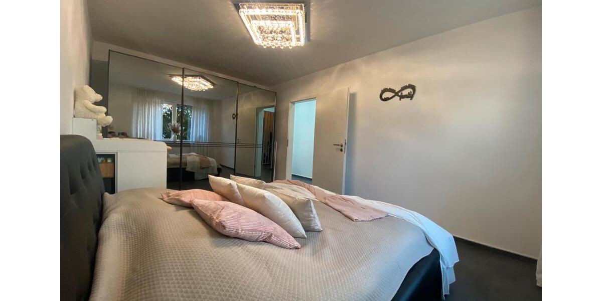 Einfamilienhaus Nettetal - 8 Zimmer, 150 m&sup2;, 494.900&euro; | Angebot:25187547