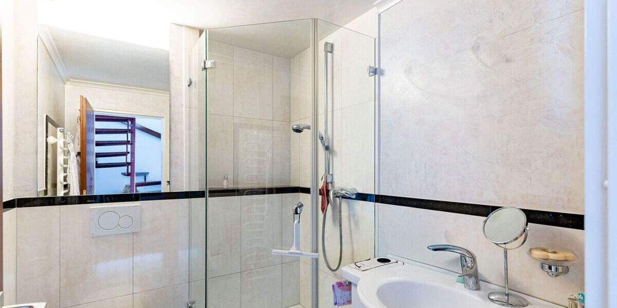 Reihenmittelhaus Neuss Rosellen - 4 Zimmer, 139 m&sup2;, 497.000&euro; | Angebot:25776588