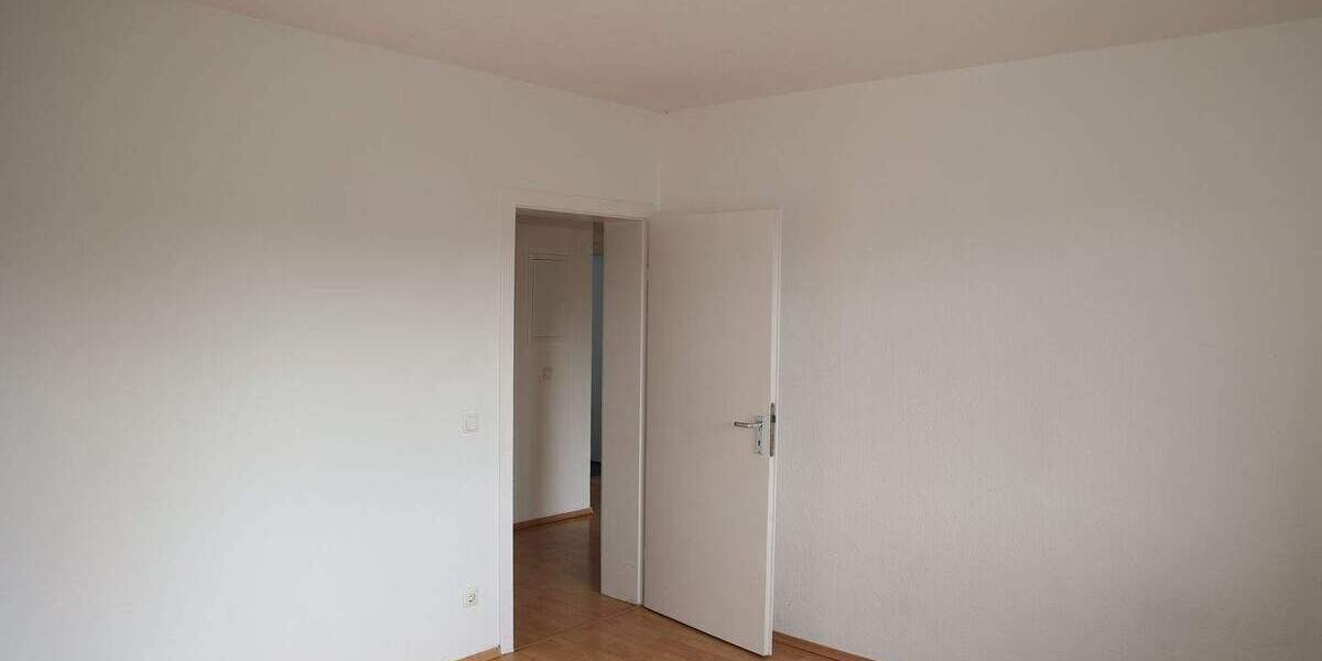Etagenwohnung Duisburg Wedau - 3 Zimmer, 67 m&sup2;, 165.000&euro; | Angebot:25663832