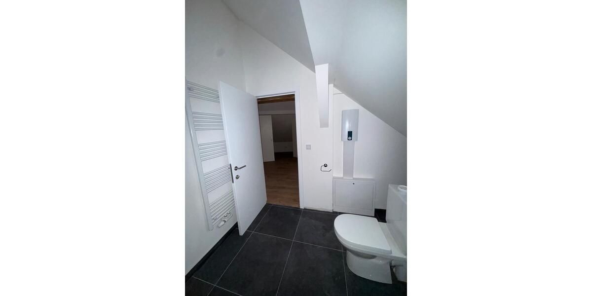 Etagenwohnung Mönchengladbach Süd - 1 Zimmer, 45 m&sup2;, 670&euro; | Angebot:25626673