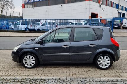 Renault Scenic 132.790 km 2.899 &euro; Düsseldorf 40599