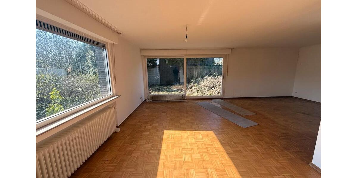 Einfamilienhaus Düsseldorf Stadtbezirk 5 - 5 Zimmer, 160 m&sup2;, 700.000&euro; | Angebot:25926089