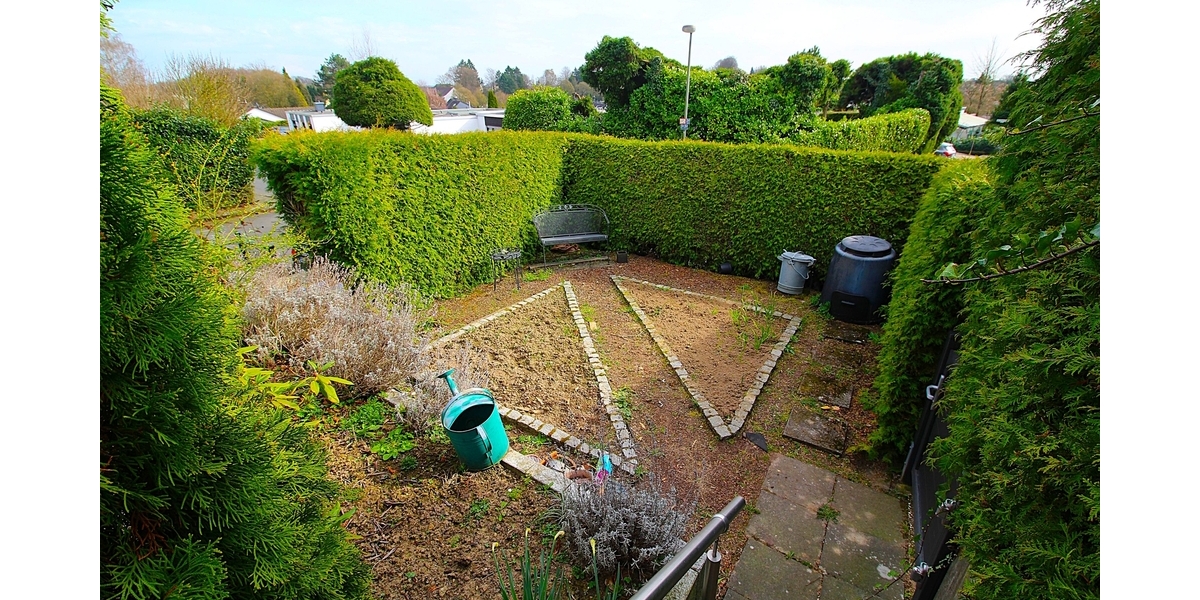 Klassisches, gut gepflegtes Reihenmittelhaus mit schönem Garten und Garage. Top Lage von Witzhelden! - Einfamilienhaus Leichlingen / Witzhelden Witzhelden | Angebot:25920125