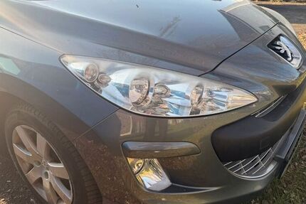 Peugeot 308 127.362 km 3.490 &euro; Mönchengladbach 41239