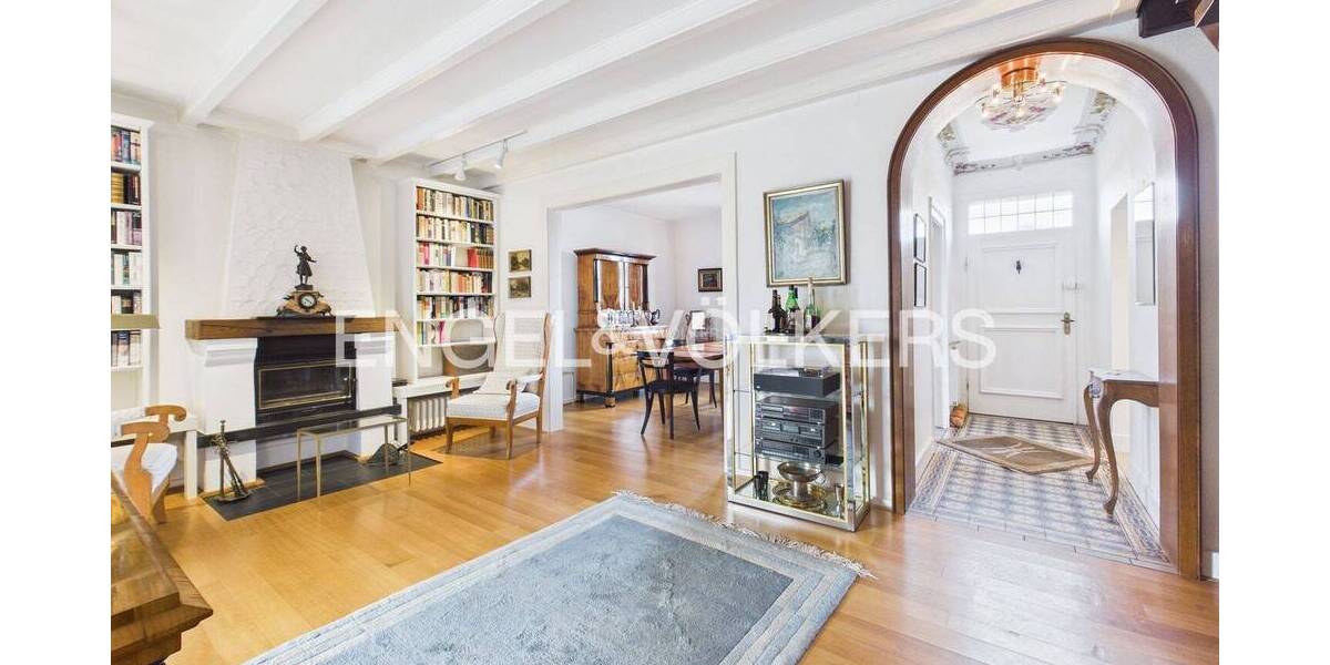 Einfamilienhaus Krefeld Traar - 6 Zimmer, 286 m&sup2;, 2.860&euro; | Angebot:25972018