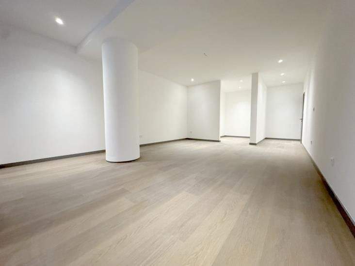 Etagenwohnung Oberhausen Altstadt-Süd - 2 Zimmer, 127 m&sup2;, 1.250&euro; | Angebot:25748233