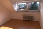 Dachgeschoßwohnung Krefeld - 2 Zimmer, 40 m&sup2;, 350&euro; | Angebot:24813259