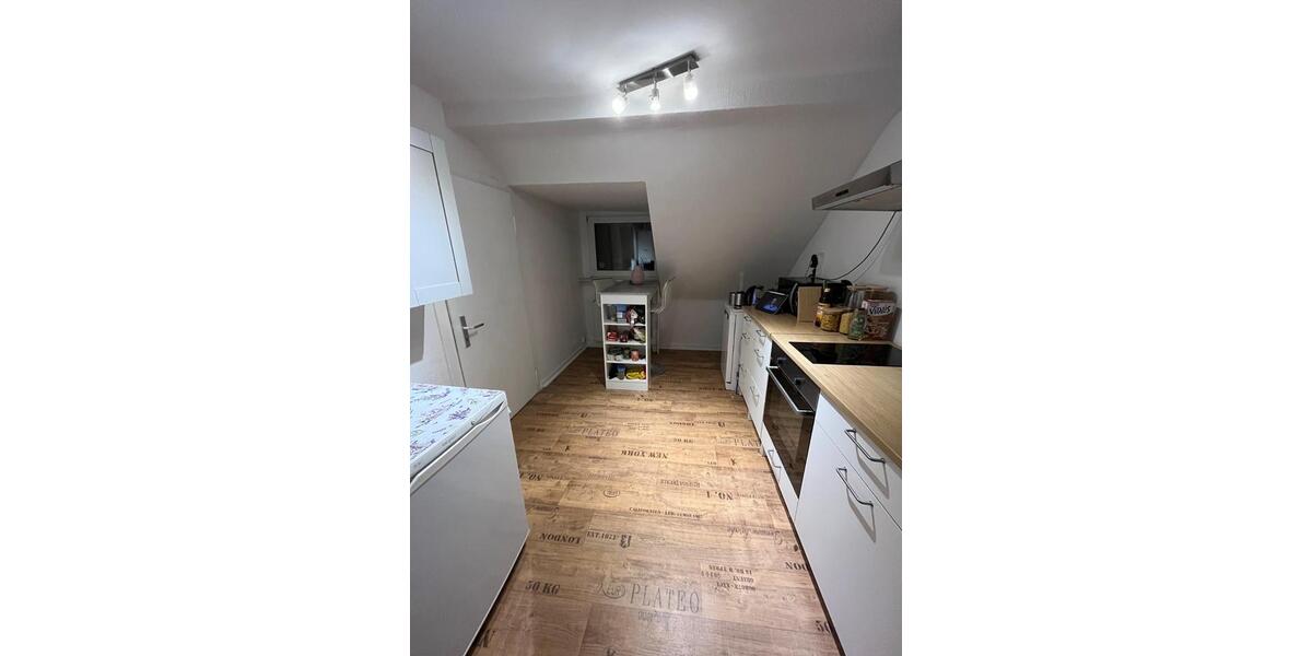Dachgeschoßwohnung Mönchengladbach West - 3 Zimmer, 58 m&sup2;, 600&euro; | Angebot:26025022