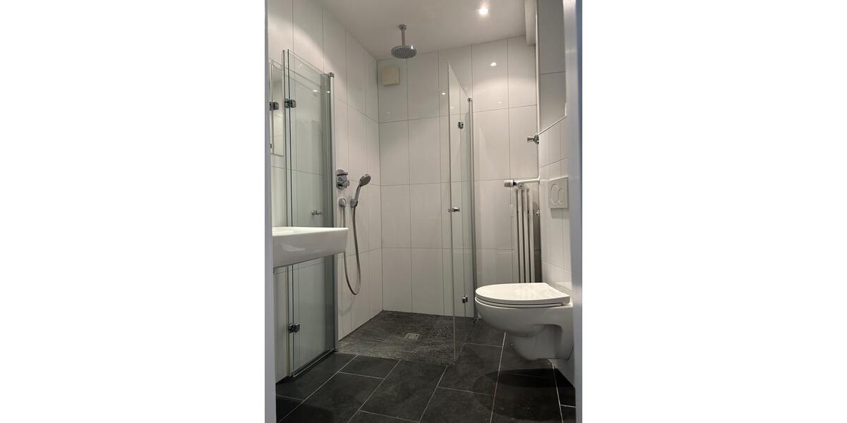 Etagenwohnung Düsseldorf Stadtbezirk 3 - 3 Zimmer, 97 m&sup2;, 1.290&euro; | Angebot:26679305