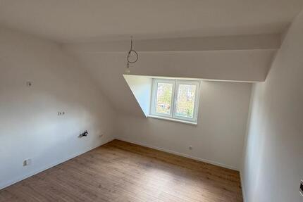 Wohnung Duisburg Huckingen - 1 Zimmer, 69 m&sup2;, 980&euro; | Angebot:25995549