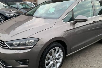 VW Golf Sportsvan 105.000 km 14.850 &euro; Moers 47443