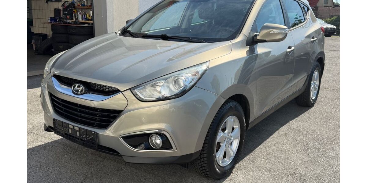 Hyundai ix35 86.195 km 9.490 &euro; Düsseldorf 40231