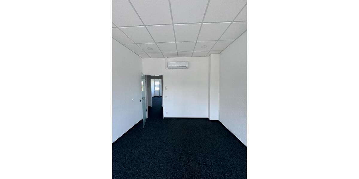 Gewerbeobjekt Langenfeld (Rheinland) - 11&euro; | Angebot:24763357