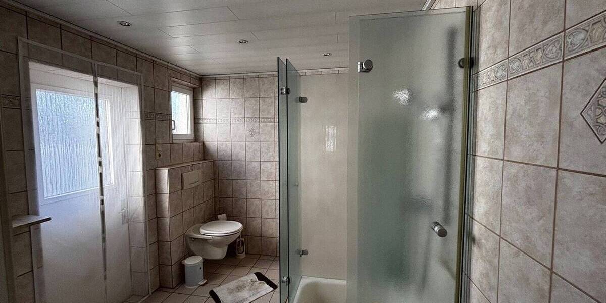 Reihenmittelhaus Krefeld Benrad-Süd - 3 Zimmer, 76 m&sup2;, 199.000&euro; | Angebot:26065674