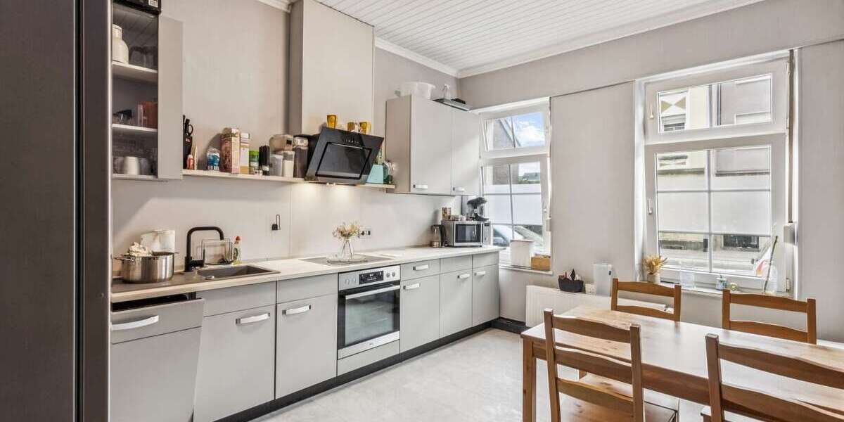 Einfamilienhaus Mönchengladbach Süd - 8 Zimmer, 308 m&sup2;, 419.900&euro; | Angebot:23580383