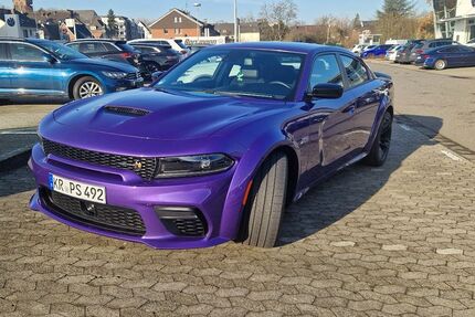 Dodge Charger 1.600 km 83.000 &euro; Krefeld 47803