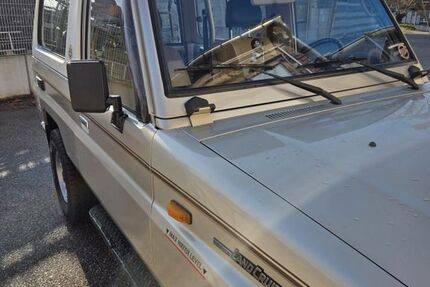 Toyota Land Cruiser 256.500 km 35.850 &euro; Mönchengladbach 41065