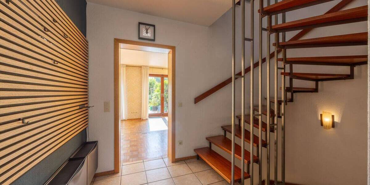 Reihenmittelhaus Duisburg Rumeln-Kaldenhausen - 5 Zimmer, 148 m&sup2;, 398.000&euro; | Angebot:26658254