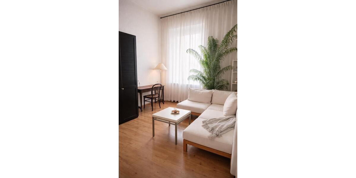 Hochparterre Düsseldorf Stadtbezirk 2 - 2 Zimmer, 60 m&sup2;, 850&euro; | Angebot:25979658