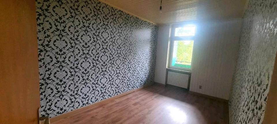 Etagenwohnung Duisburg Hamborn - 4 Zimmer, 84 m&sup2;, 700&euro; | Angebot:25838730